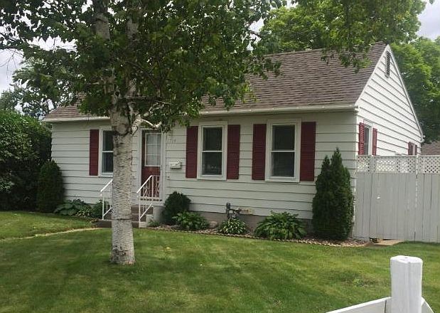 1st image of 1714 University Dr S