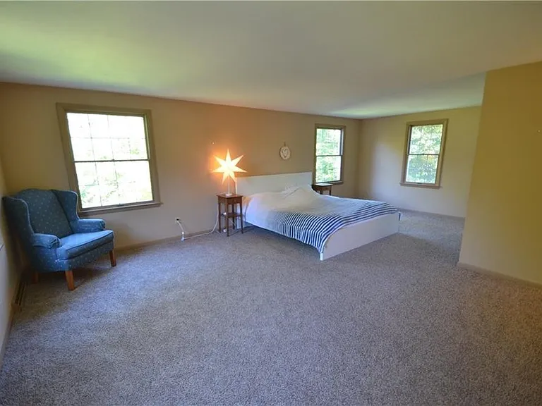6891 Woodchuck Hill Rd — Photo 11