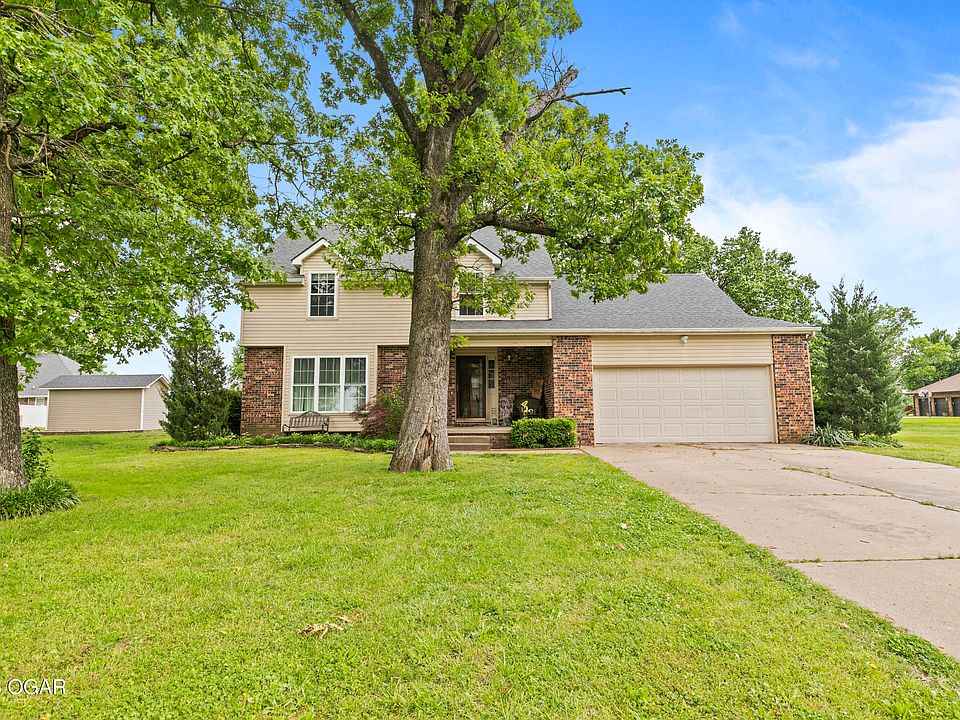 1st image of 328 Briarbrook Dr