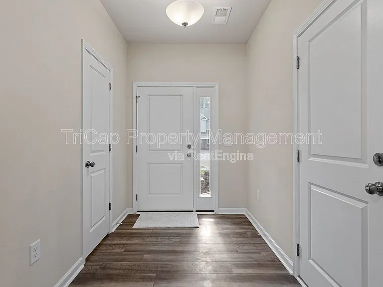 416 Glen Clova Dr — Photo 8