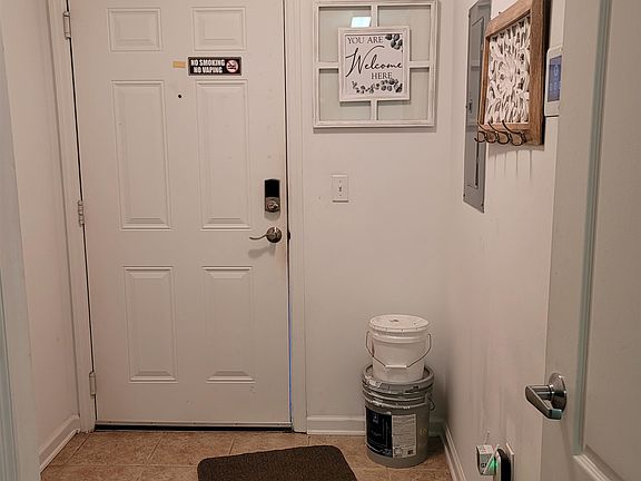 5th image of 3000 S Adams St #233