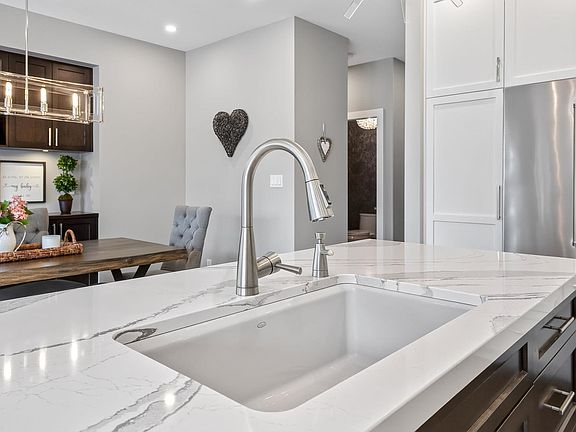 5th image of 2387 Argue St #38