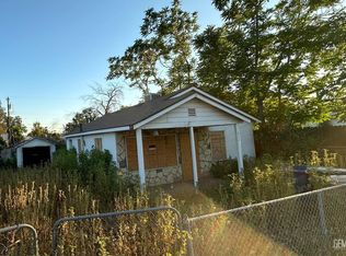 211 E Harding Ave, Bakersfield, CA