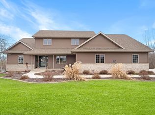 920 N Mill Rd, Chilton, WI 53014