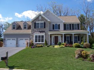 39 Falcon Cir, Lebanon, PA 17042