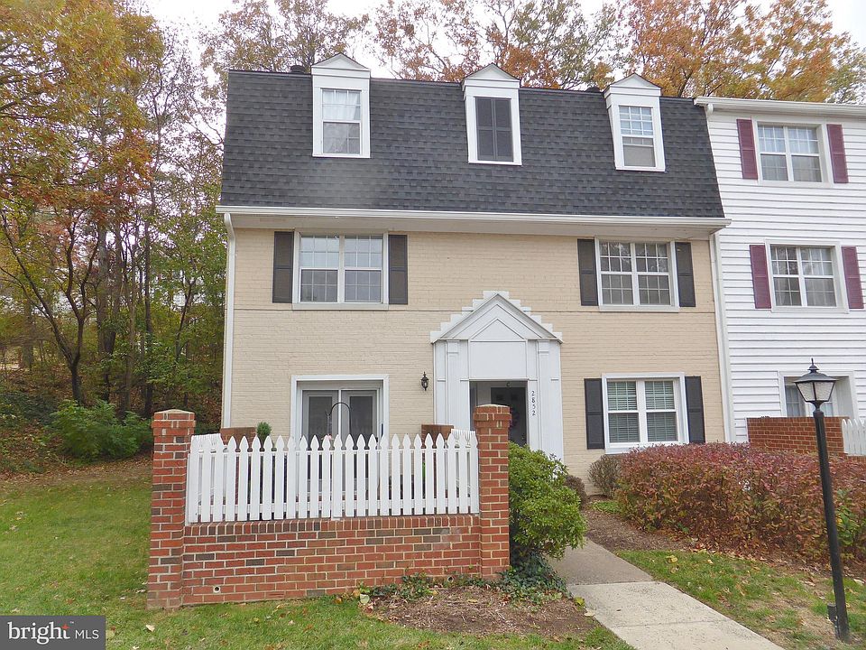 1st image of 2852 S Wakefield St #C