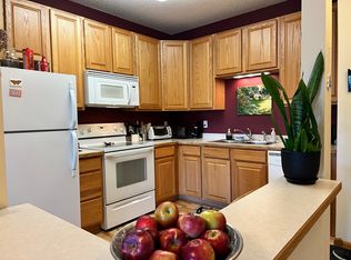 4824 E 53rd St APT 522, Minneapolis, MN 55417