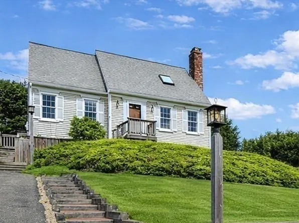 6 Carefree Way, Harwich, MA 02645
