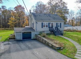 38 Youngblood Rd, Montgomery, NY 12549