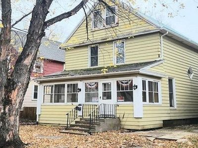 124 3rd St S, Virginia, MN, 55792