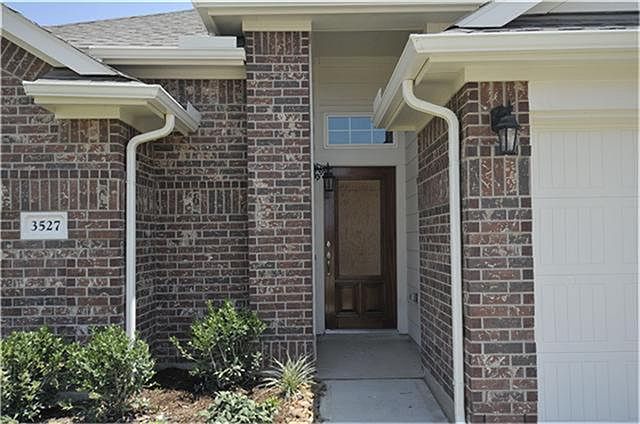 1st image of 3527 Heartland Key Ln