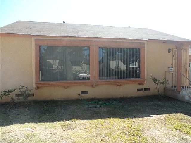 1st image of 1018 W 131st St