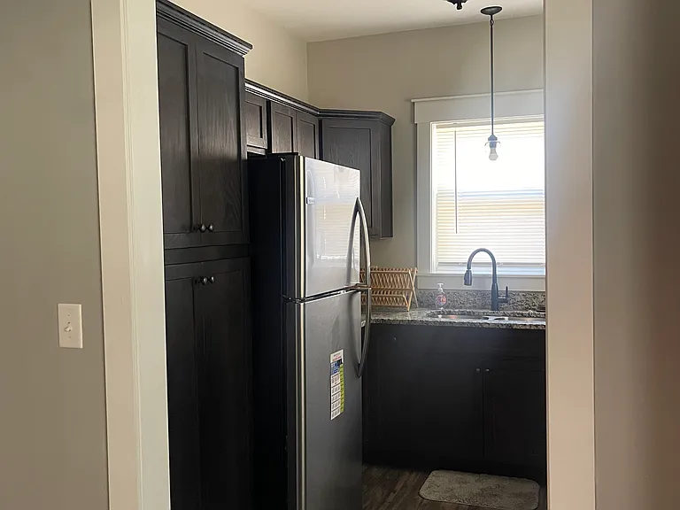 212 Judd St — Photo 17