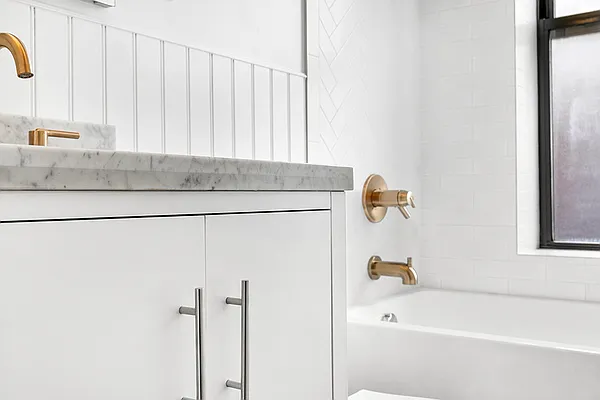 Rented by Corcoran | media 11