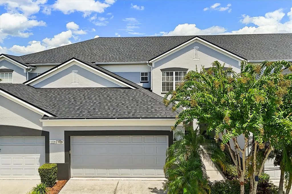 3 bed, 3.5 bath, 1822 sqft, $2,500 — Photo 1