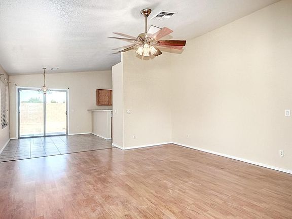 4th image of 13132 W Fairmont Ave