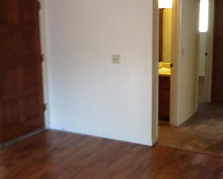 230 Park Ave #3 — Photo 8