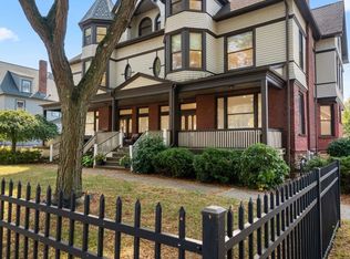 320 E Lincoln Ave APT 101, New Castle, PA