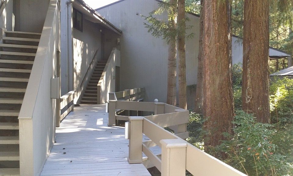 1st image of 13954 NE 60th Way #180