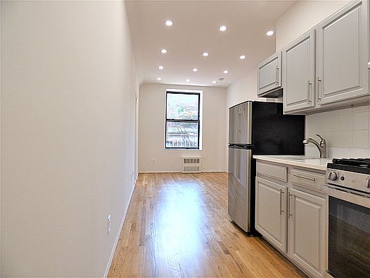 1st image of 120 Sullivan St APT 2B