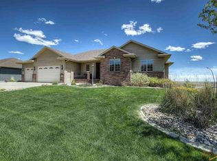 4646 Kiowa Ln, Rapid City, SD 57701