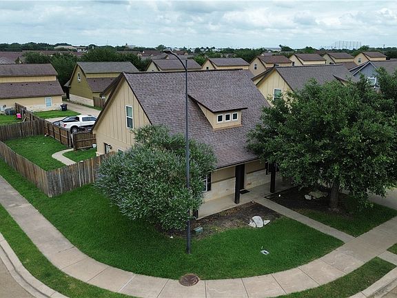 4th image of 3360 Keefer Loop