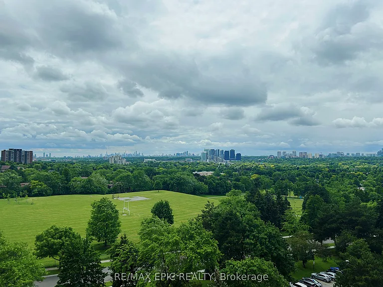 350 Seneca Hill Dr #908 — Photo 12