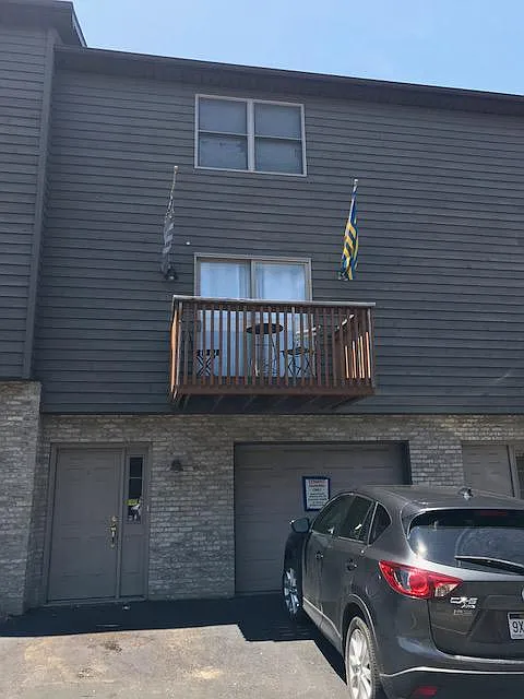 15 Sunridge Dr photo 1