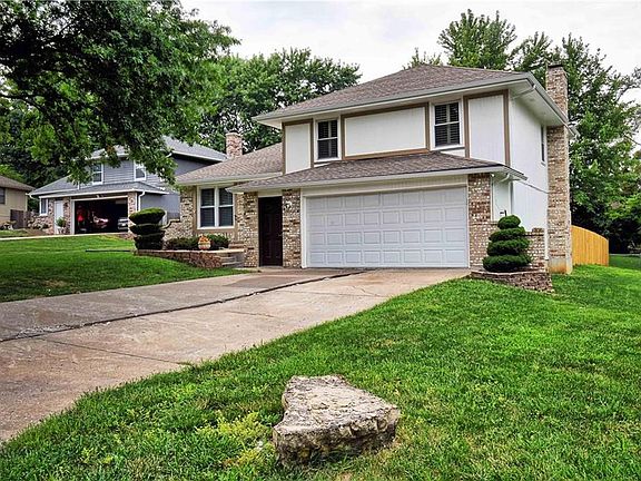 3rd image of 6506 Berkshire Ct