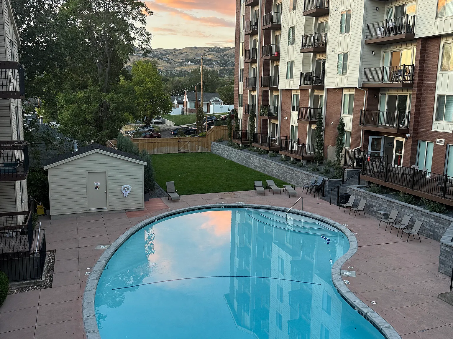 1 bed, 900 sqft, $1,175 — Photo 1