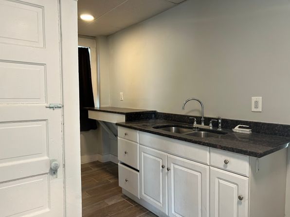 4302 S Washington St #1W