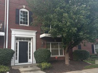 8235 Jo Ellen Dr, Fishers, IN 46038