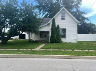 704 W 2nd St, Sheridan, IN