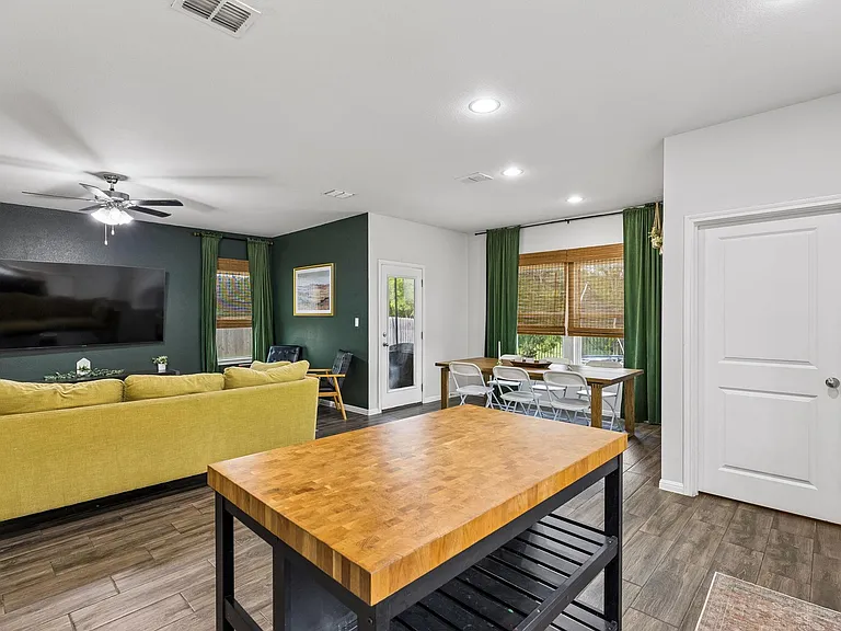 2851 Brand Iron Dr — Photo 6