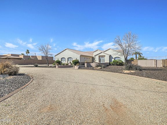 3rd image of 10236 W Mariposa Grande