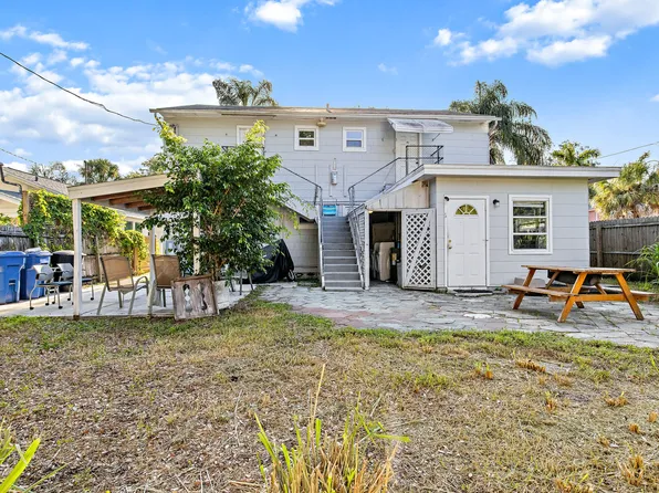 1110 8th St N, Saint Petersburg, FL