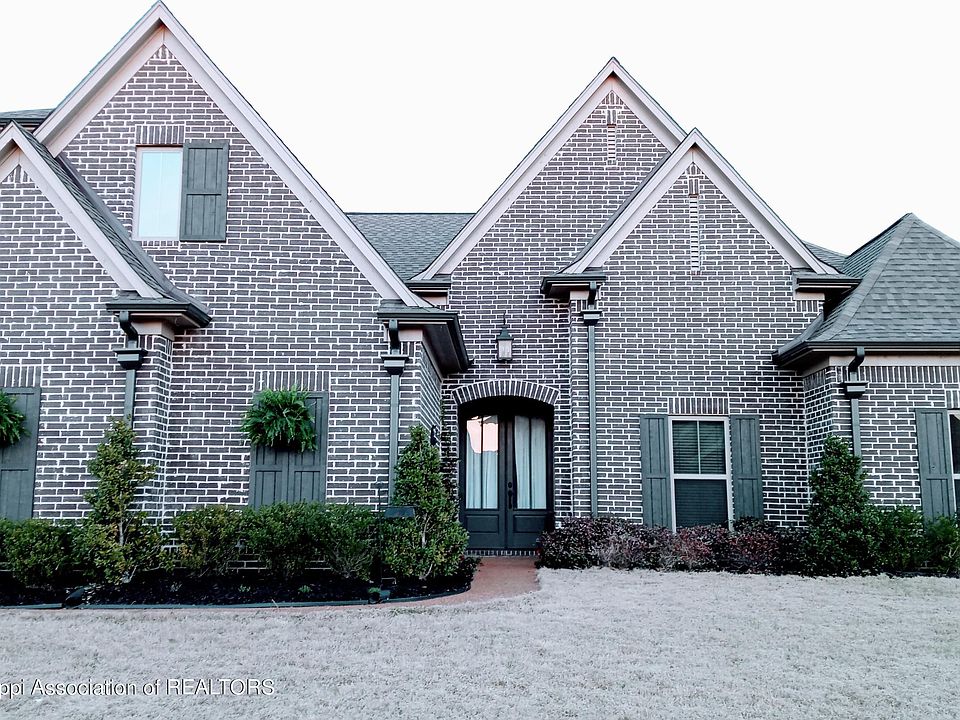 1st image of 1118 Upchurch Dr