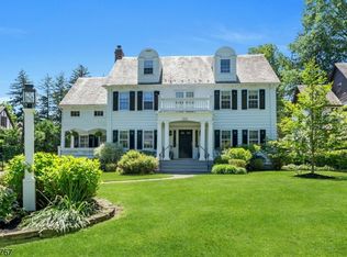 322 Washington St, Glen Ridge, NJ 07028