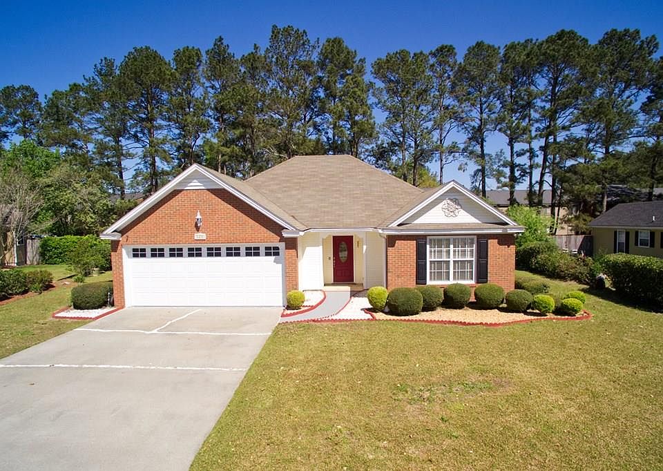 1st image of 3432 Brandon Dr