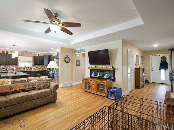 4th image of 1224 Watson Peak Rd