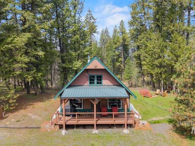 46 Blue Spruce Ln, Cascade, ID, 83611