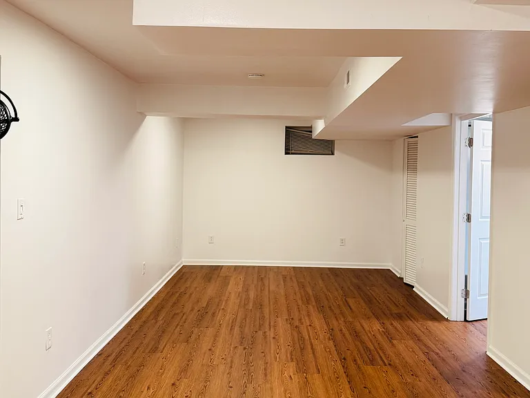 586 Mirawood Trl NE — Photo 13