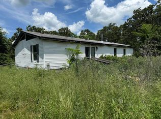 325 S Ozark Trl, Goodman, MO 64843