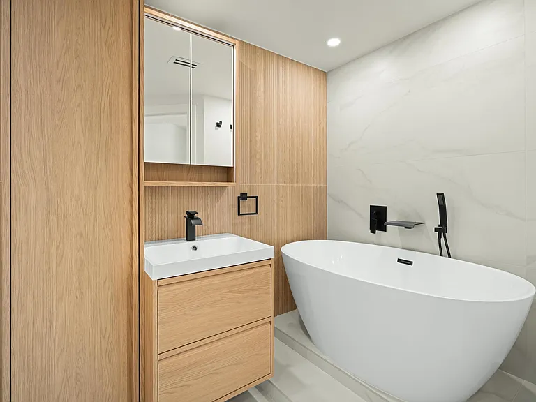 54 Rainey St #1201 — Photo 19