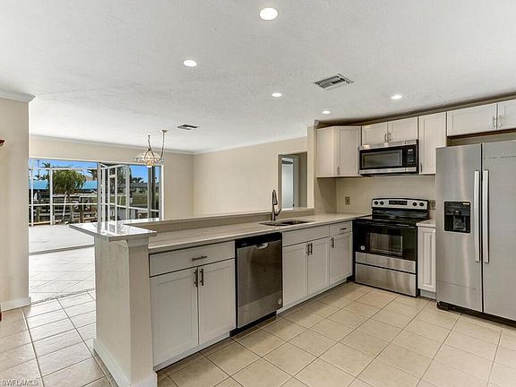 5th image of 171 SW 53rd ST