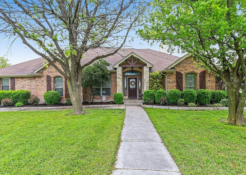 1st image of 128 Yeary Ln