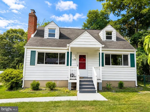 9208 Surratts Manor Dr, Clinton, MD 20735