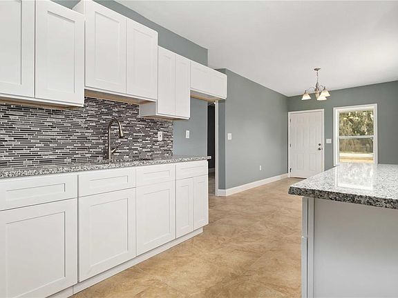 3rd image of 3922 W Ridgewood Dr