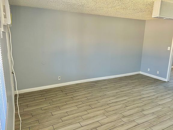 4th image of 234 W Chicago Ave APT 4