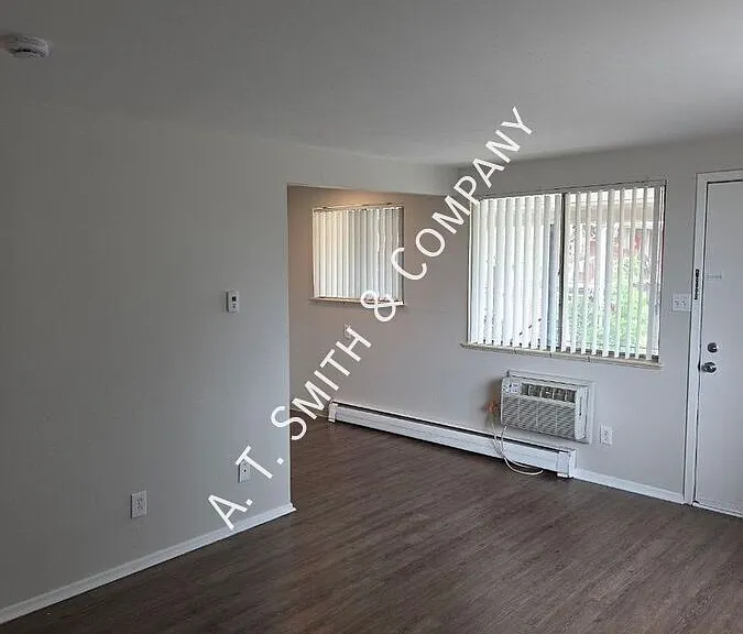 5427 Dover St #H — Photo 4